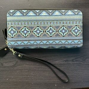 Like New Blue Design Hand Clutch Handbag Wallet With Two Inner Pockets